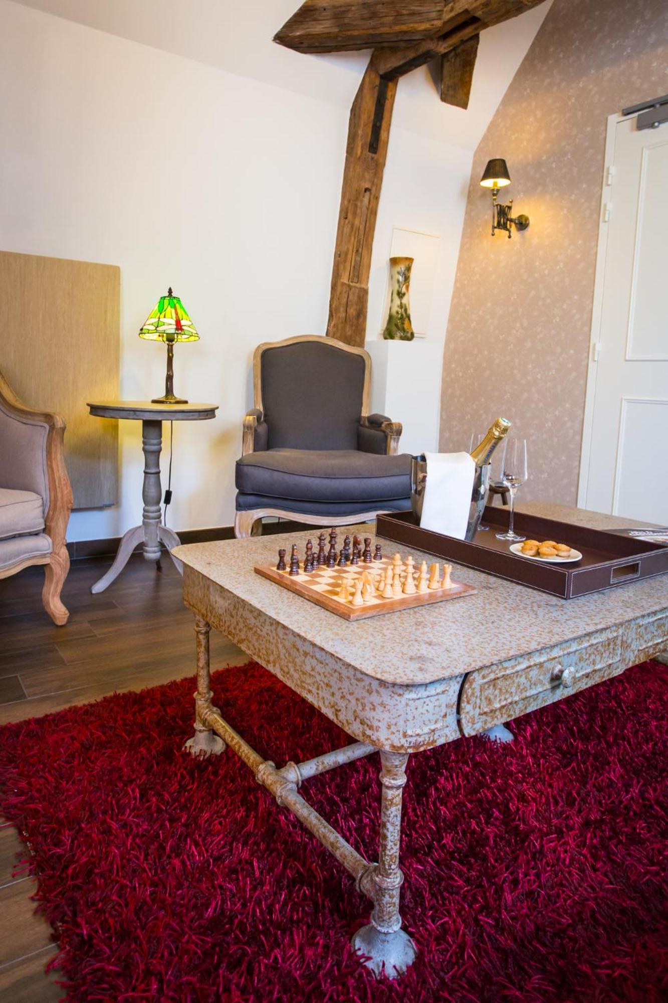 Des Ducs Hotel 3*